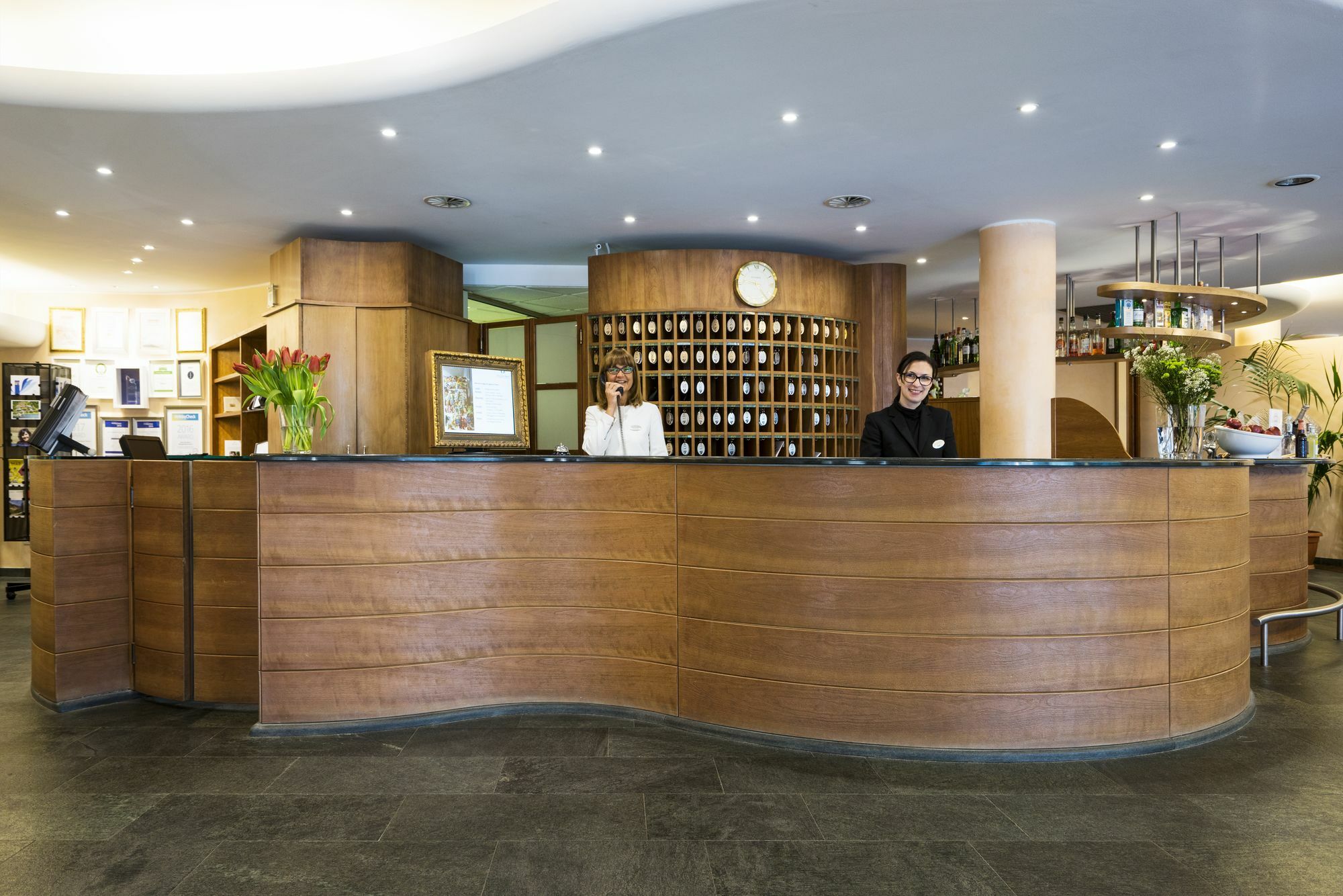 Dependence Del Parco Hotel Porlezza Exterior photo