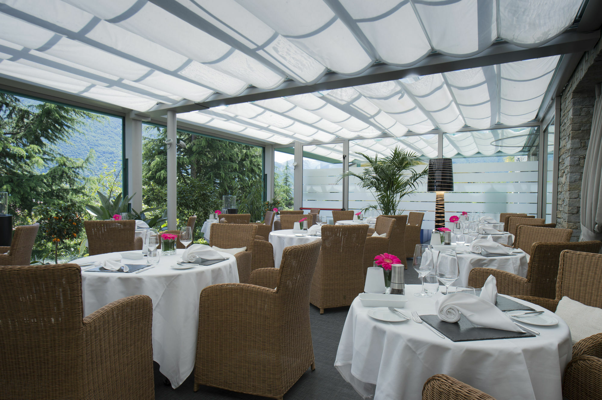 Dependence Del Parco Hotel Porlezza Exterior photo